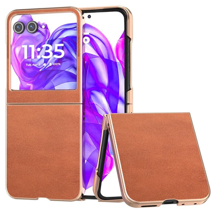 For Motorola Razr 50 5G Case Electroplating Phone Cover Cowhide Texture PU+TPU Protective Case - Brown