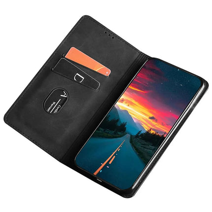 For Motorola Edge (2024) 5G Wallet Case PU Leather Magnetic Closing Phone Cover