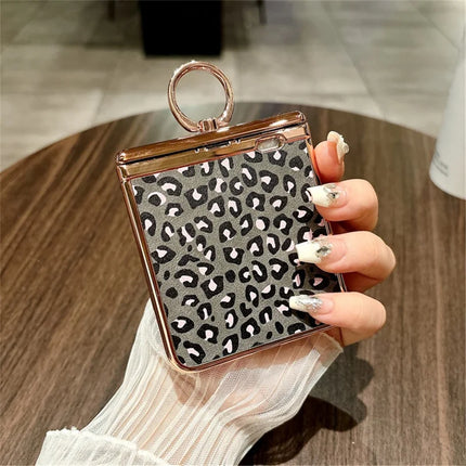 For Honor Magic V Flip 5G Case Leopard Pattern Ring Holder Rhinestone Hard PC Phone Cover