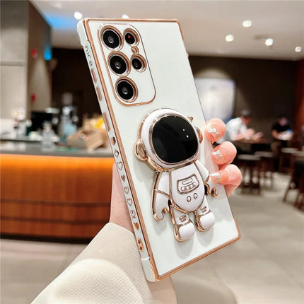 For Samsung Galaxy S23 Ultra Case Love Hearts Electroplating TPU Phone Cover with Astronaut Kickstand - Ivory White
