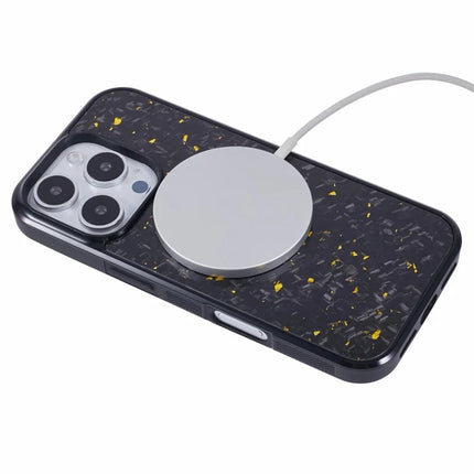 For iPhone 16 Pro Max Magnetic Case Forged Texture Aramid Fiber+TPU Anti-Slip Phone Cover