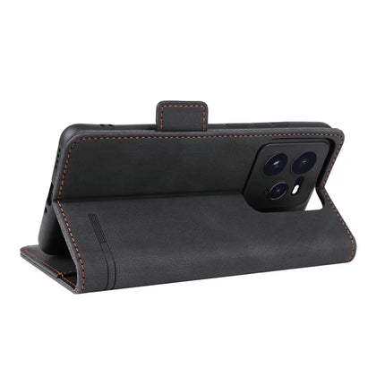 For Realme GT 7 Pro 5G Case Leather Wallet Flip Phone Cover with Hardware Decor