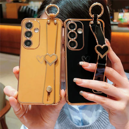 For Samsung Galaxy A16 5G / A16 4G Case Electroplated Heart Pattern TPU Phone Back Cover with Wristband Kickstand