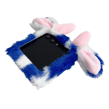 For Motorola Razr 50 Ultra 5G / Razr+ 2024 5G Case Fluffy Cute Cow Winter Plush Inner TPU Phone Cover