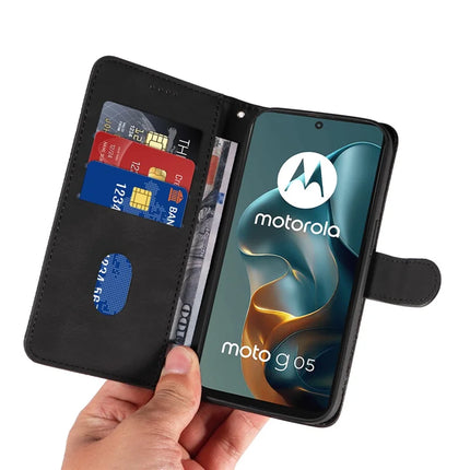 For Motorola Moto G05 4G Wallet Case Leather Phone Cover Stand with Curved Line Design -  Black