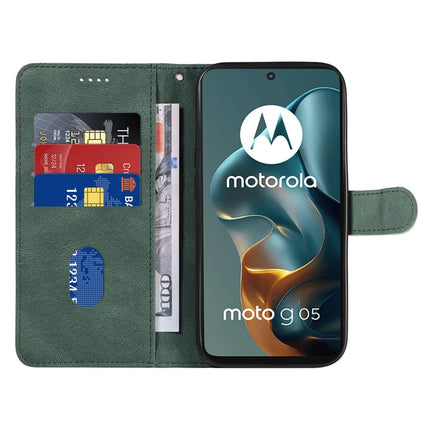 For Motorola Moto G05 4G Wallet Case Leather Phone Cover Stand with Curved Line Design