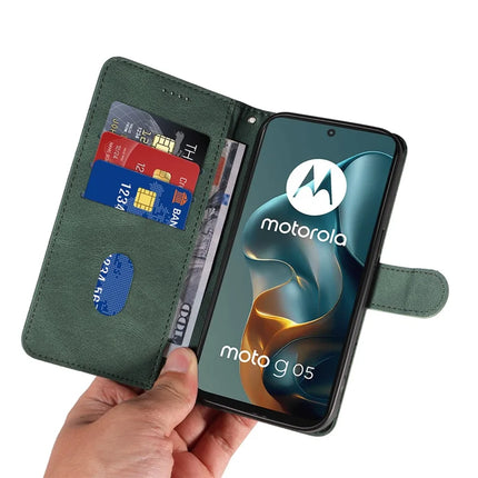 For Motorola Moto G05 4G Wallet Case Leather Phone Cover Stand with Curved Line Design